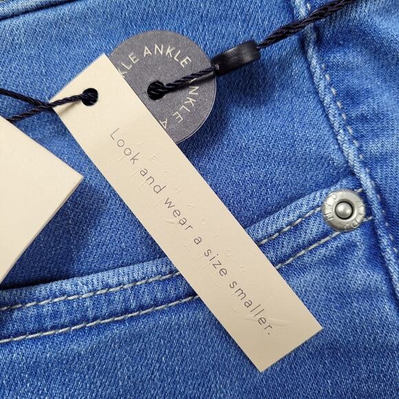 NWT NYDJ Marilyn Edgewater Straight Ankle Jeans size 18 - Picture 9 of 15